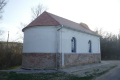 pohled zezadu zleva