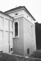 západní strana synagogy po obnově