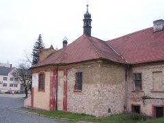 pohled zezadu zprava