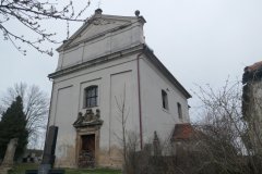 pohled zepředu zprava