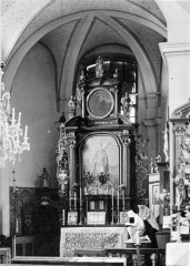 hlavní oltář s obrazem sv. Jiří - Drakobijce