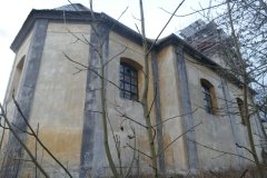 pohled zezadu zleva