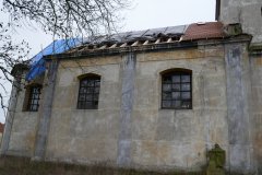pohled zleva - oprava střechy