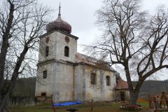 pohled zepředu zprava - oprava střechy