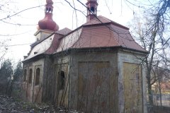 pohled zezadu zprava