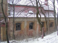 pohled zprava