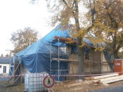 pohled zezadu zleva