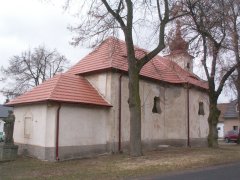 pohled zezadu zleva - nová střecha