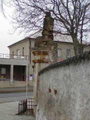 pohled zezadu zprava