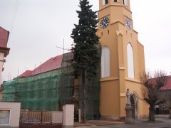 oprava kostela - pohled zepředu zleva