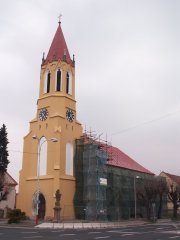 oprava kostela - pohled zepředu zprava