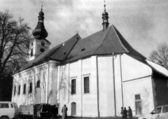 opravený kostel