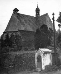 starší foto kostela