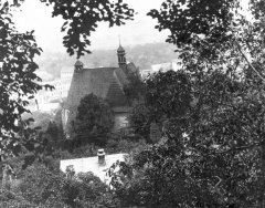 starší foto kostela