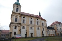 pohled zprava