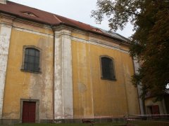 pohled zprava