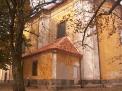 pohled zezadu zprava