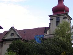 pohled zprava