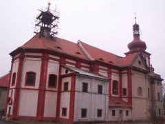 pohled zezadu zleva