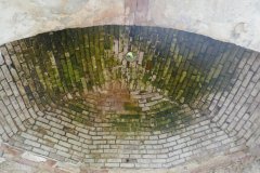 pohled do interiéru - klenba