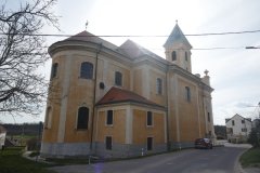 pohled zezadu zleva
