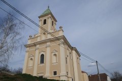 pohled zepředu zprava