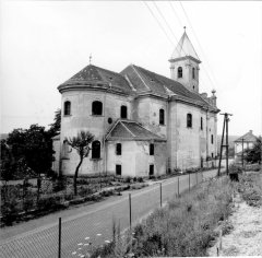 starší foto kostela
