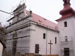 pohled zepředu zprava