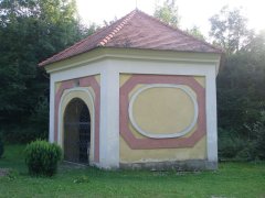 pohled zepředu zprava