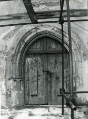 vchod do kostela