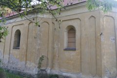 pohled zezadu zprava