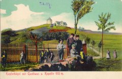 kaple na dobové pohlednici