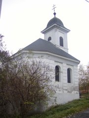 pohled zezadu zleva