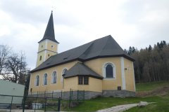 pohled zezadu zprava
