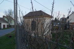 pohled zezadu zprava