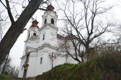 pohled zepředu zprava