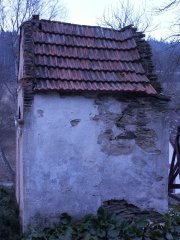 pohled zprava