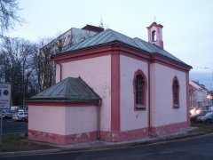 pohled zezadu zleva