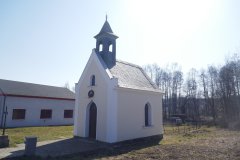 pohled zepředu zprava