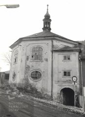 starší foto kostela