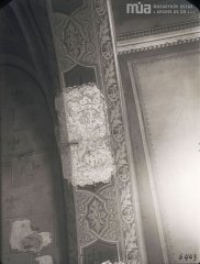 pohled do interiéru - detail vítězného oblouku