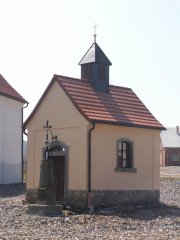 pohled zepředu zprava