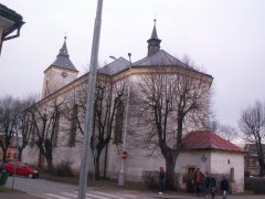 pohled zezadu zprava