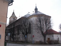 pohled zezadu zprava