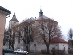 pohled zezadu zprava