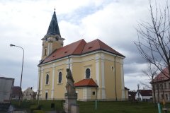 pohled zezadu zprava