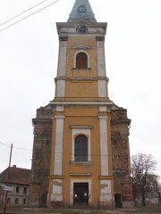 průčelí kostela