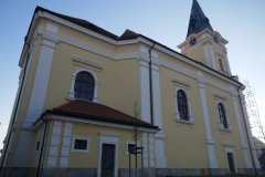pohled zezadu zleva