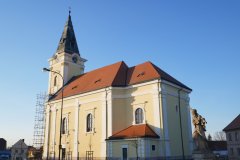 pohled zezadu zprava