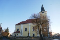 pohled zleva